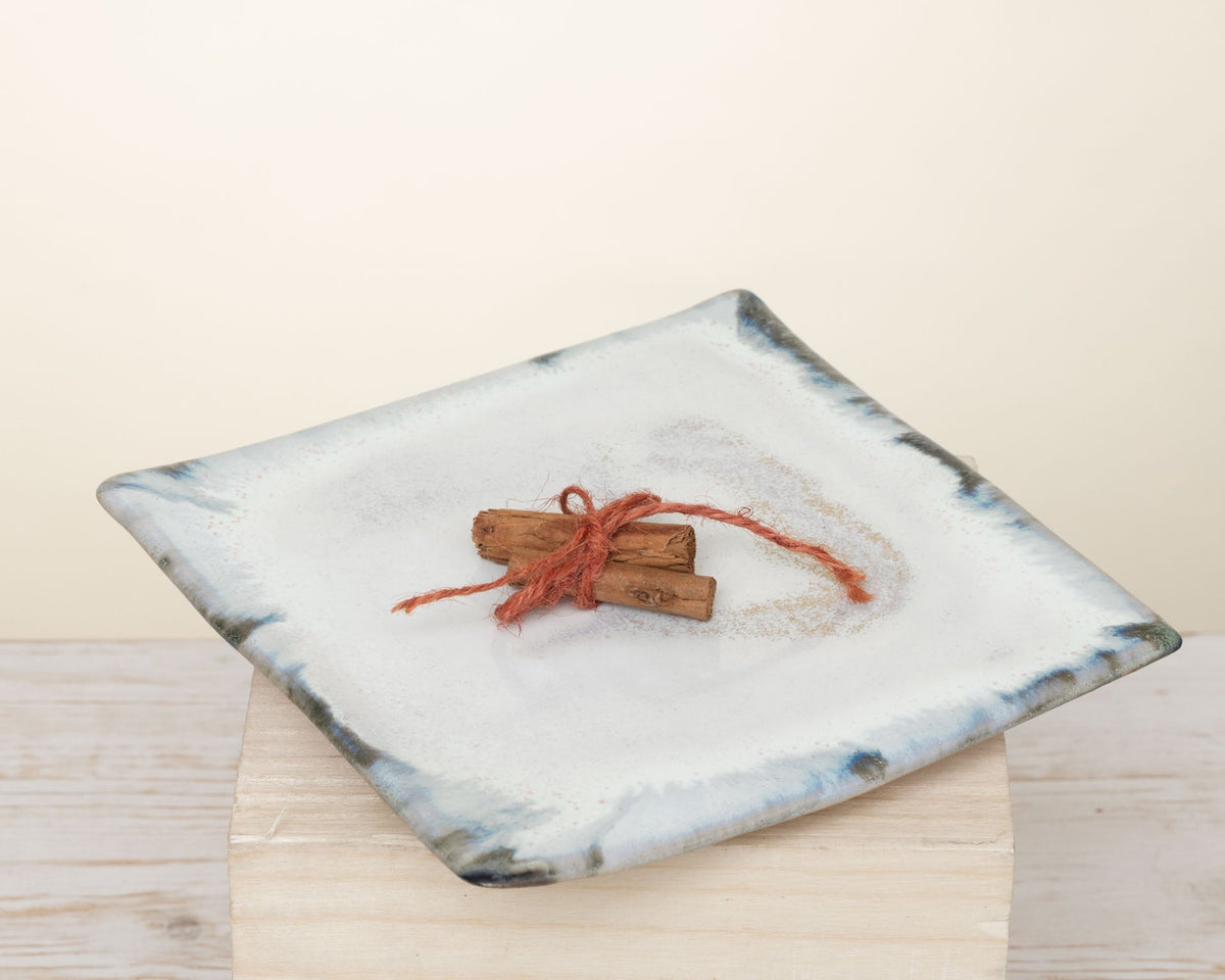 Piatto Quadrato Artigianale in Gres con Sfumature - AUTHENTICO CERAMICS