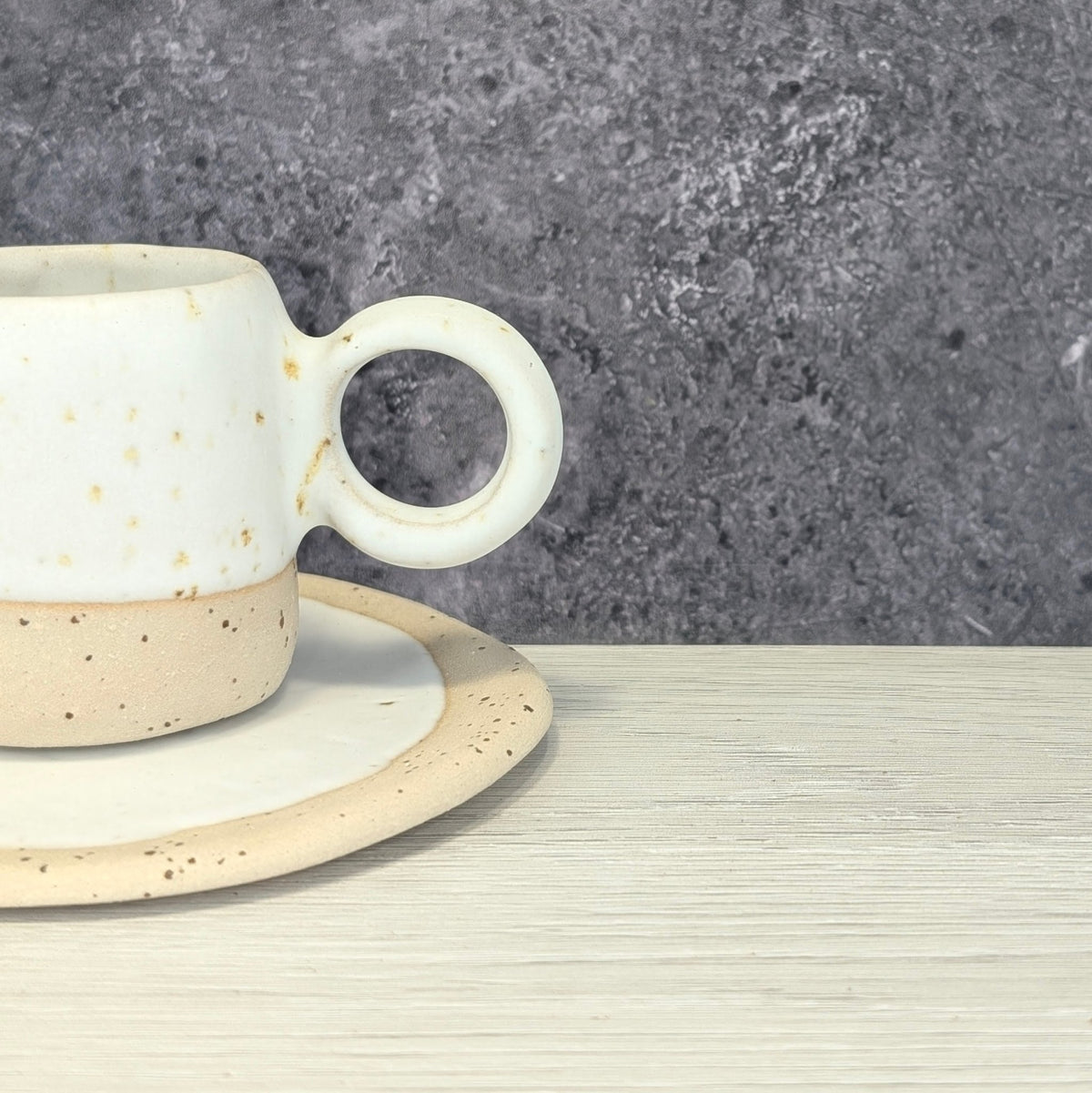 Set Tazzina e Piattino – Gres Beige Fatta a Mano - AUTHENTICO CERAMICS