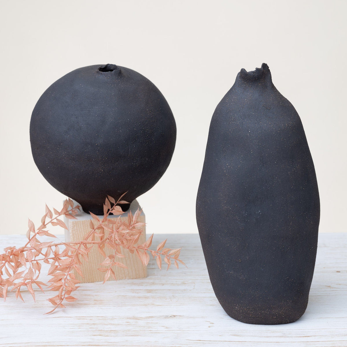 Vaso Alto Wabi Sabi – Marrone e Nero in Gres - AUTHENTICO CERAMICS
